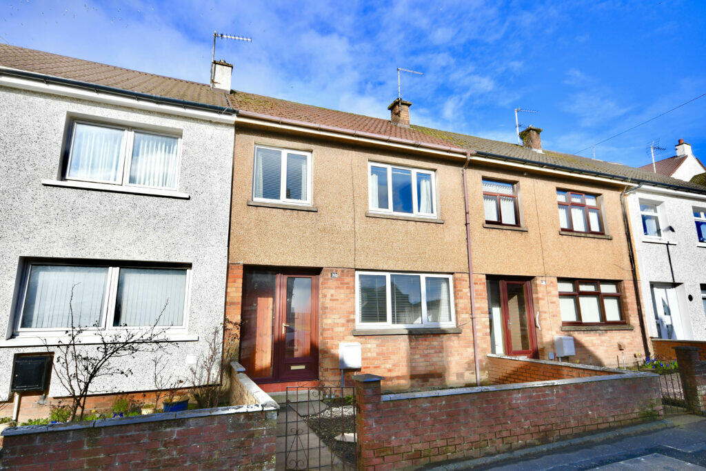 2 bedroom terraced house for sale in 32 Ladywell Road, Maybole, KA19