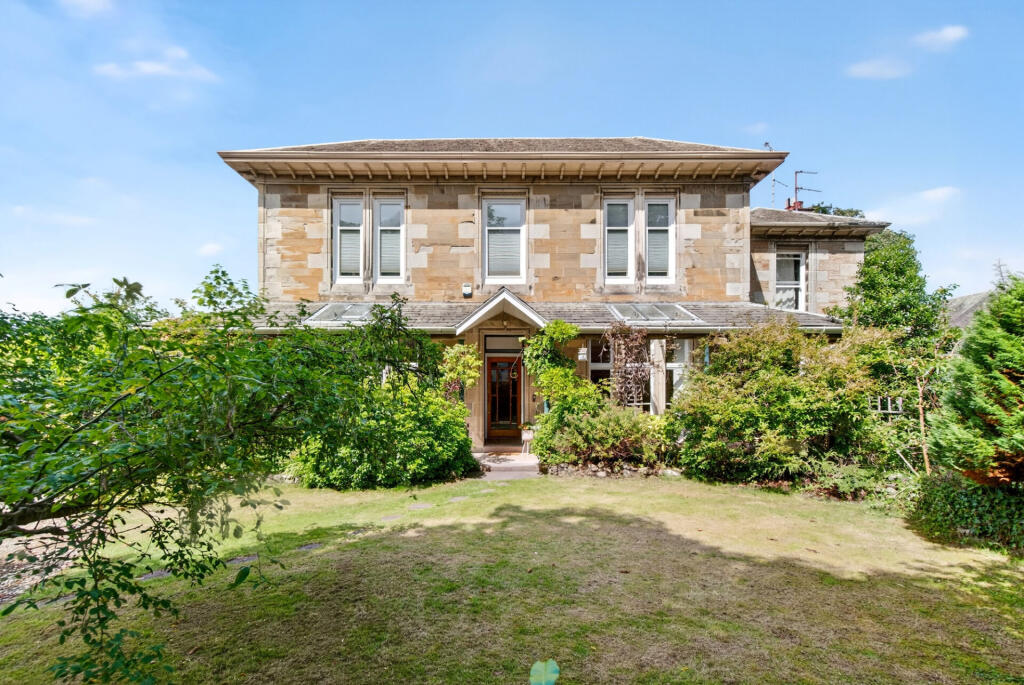 Main image of property: Flat 1, 16 Bellevue Road, Ayr, KA7 2SA