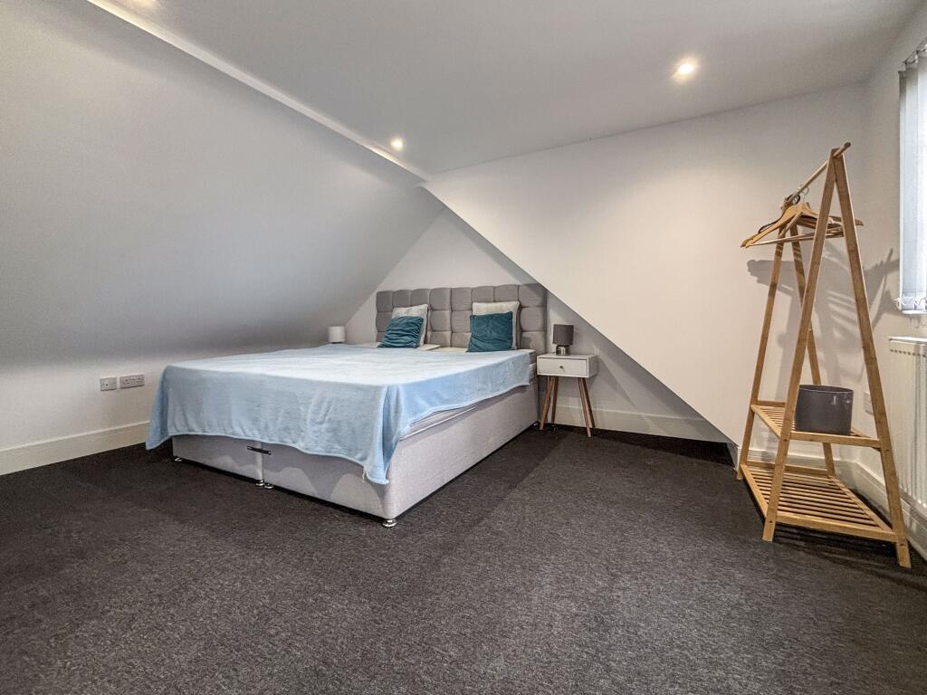 Main image of property: Rochfords Gardens, Slough, Berkshire, SL2