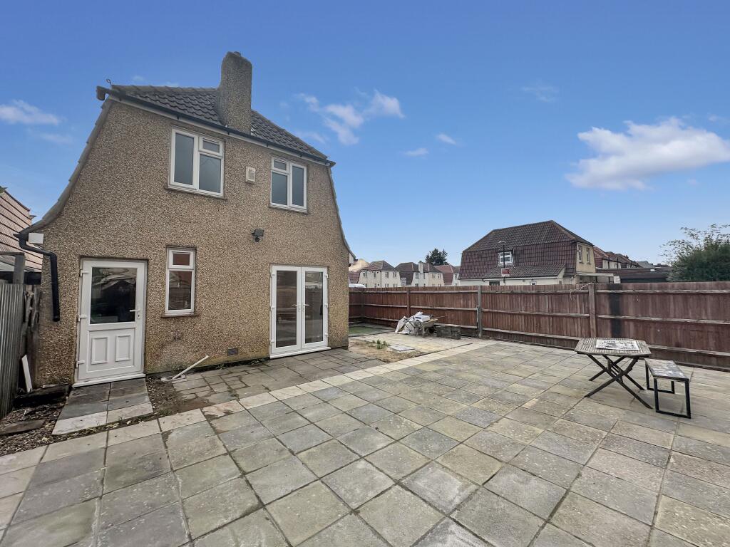 Main image of property: Elliman Avenue, Slough, Berkshire, SL2