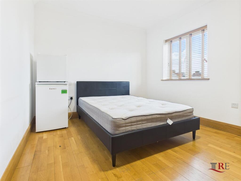 Main image of property: Columbia Avenue, Edgware, Middlesex, HA8 5DQ