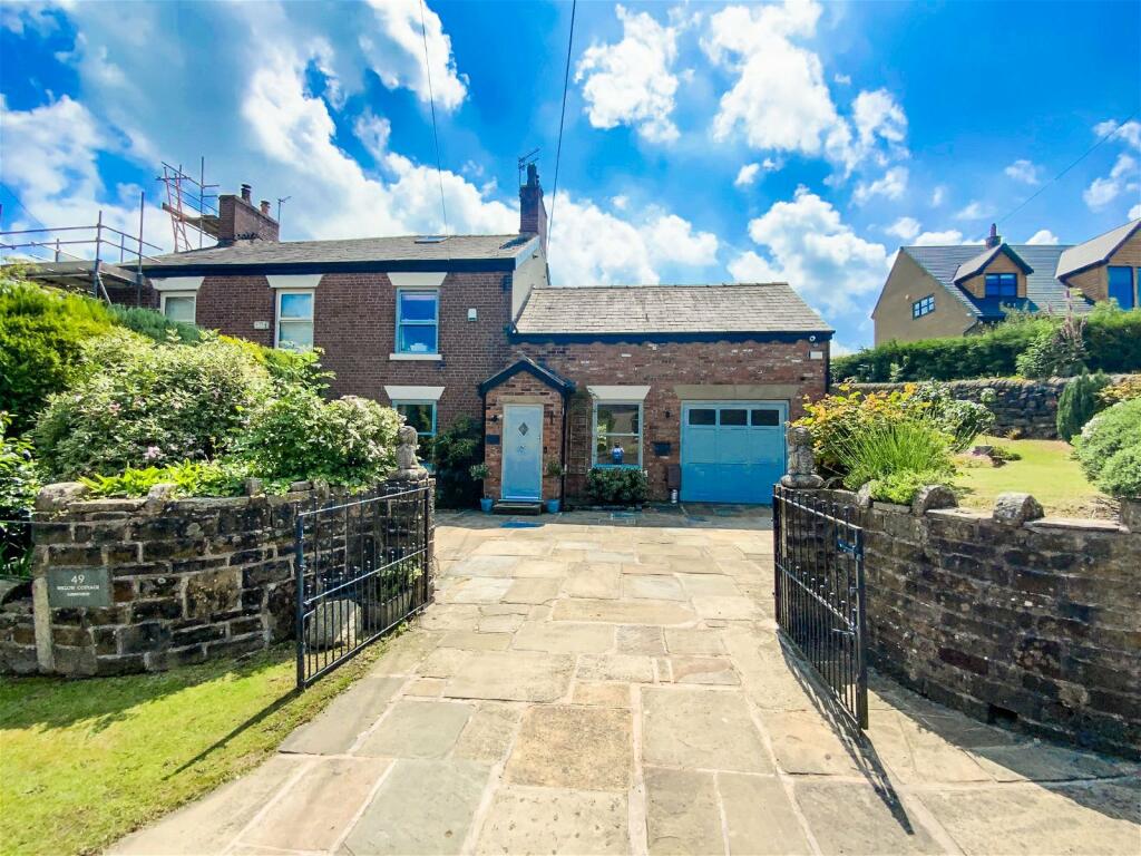 3 bedroom semidetached house for sale in Marple Road, Chisworth, SK13