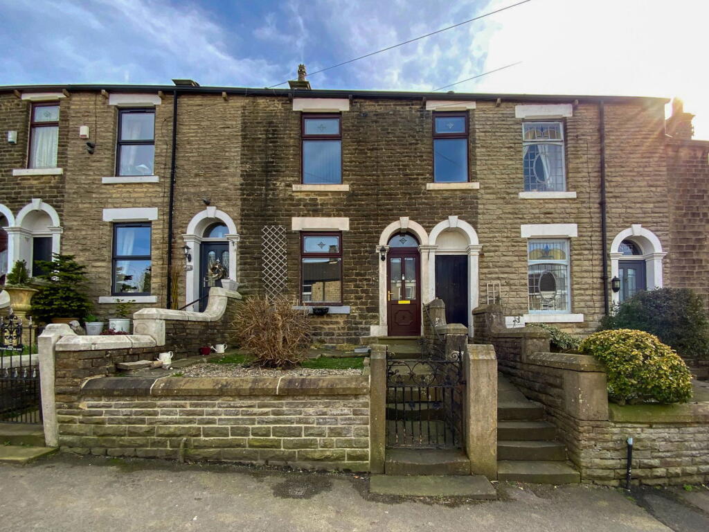 Main image of property: Brosscroft, Hadfield