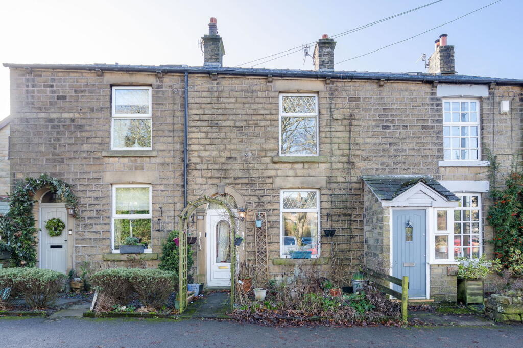 Main image of property: Platt Street, Padfield, Glossop, SK13 1EJ