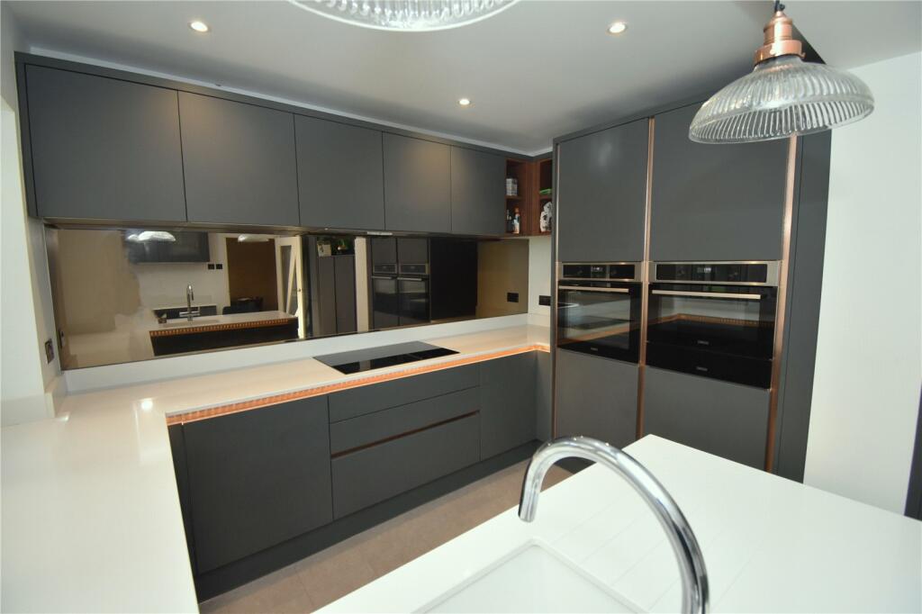 3 bedroom semidetached house for sale in Lucas Avenue, Chelmsford, Essex, CM2