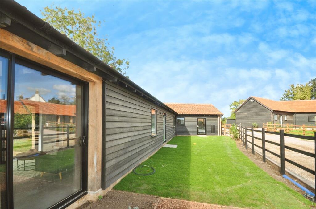 Additional property image - Wakerings Farm, Leighs Road, Little Waltham, Chelmsford, Essex, CM3