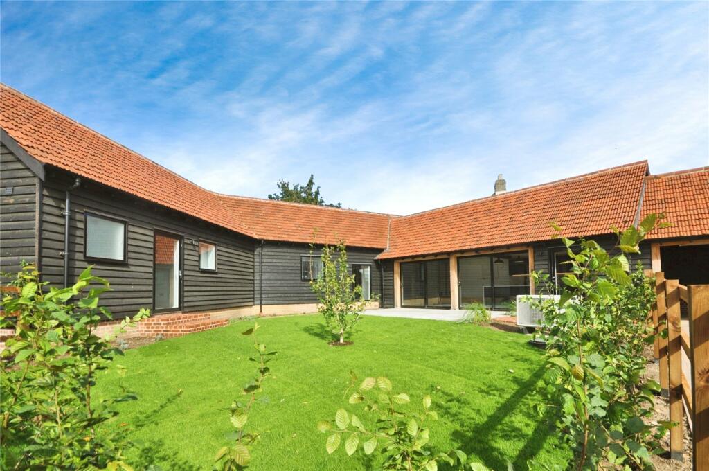 Additional property image - Wakerings Farm, Leighs Road, Little Waltham, Chelmsford, Essex, CM3