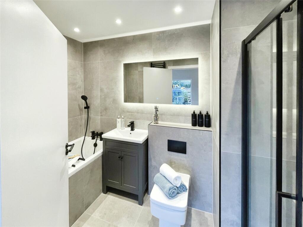 Additional property image - Wakerings Farm, Leighs Road, Little Waltham, Chelmsford, Essex, CM3