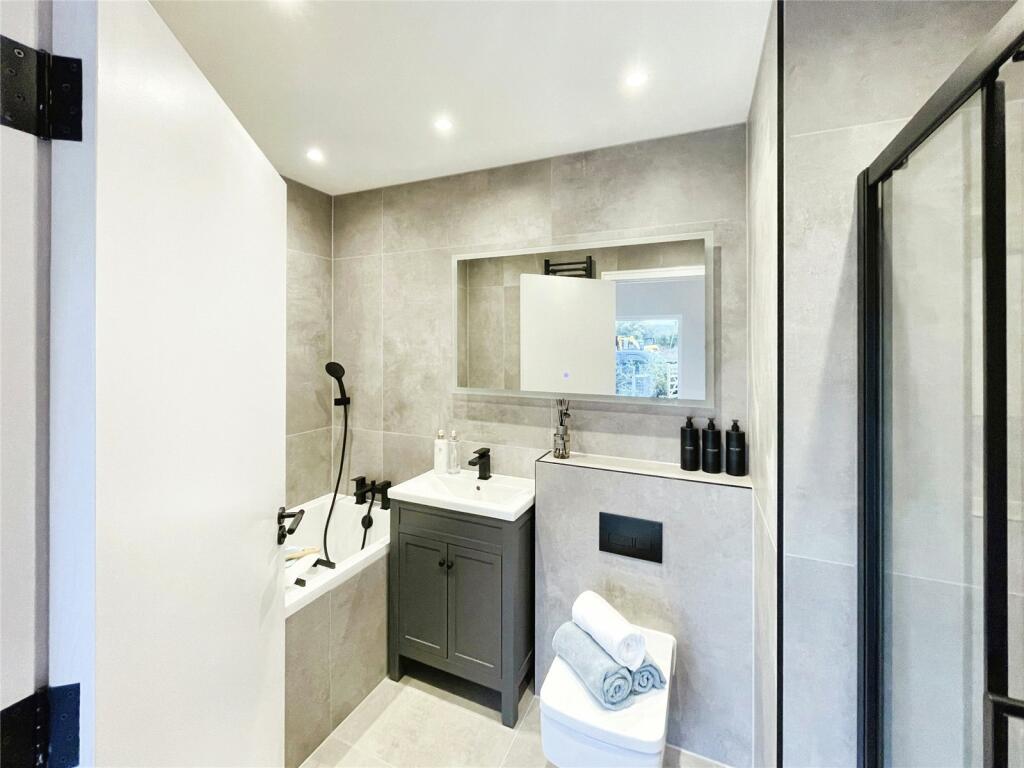 Additional property image - Wakerings Farm, Leighs Road, Little Waltham, Chelmsford, Essex, CM3