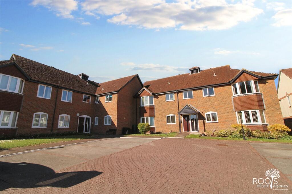 Main image of property: Ferndale Court, Thatcham, Berkshire, RG19