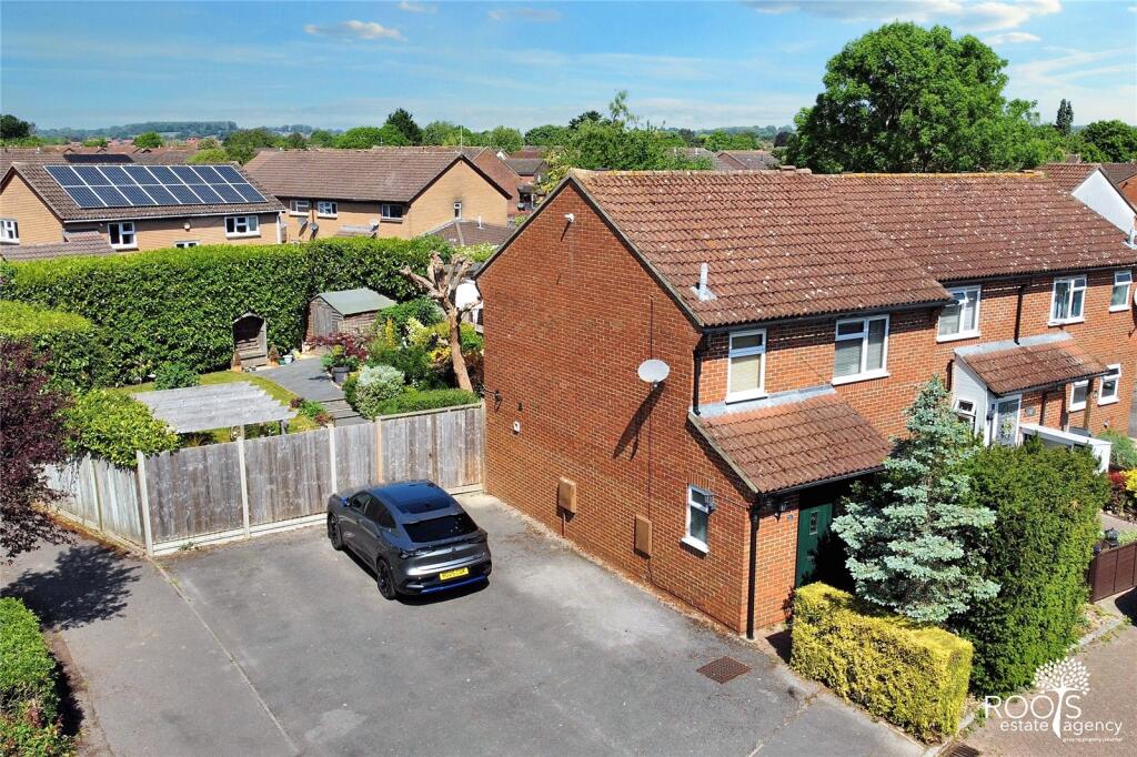 Main image of property: Spackman Close, Thatcham, Berkshire, RG19