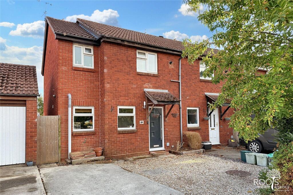 Main image of property: Snowdon Close, Thatcham, Berkshire, RG19