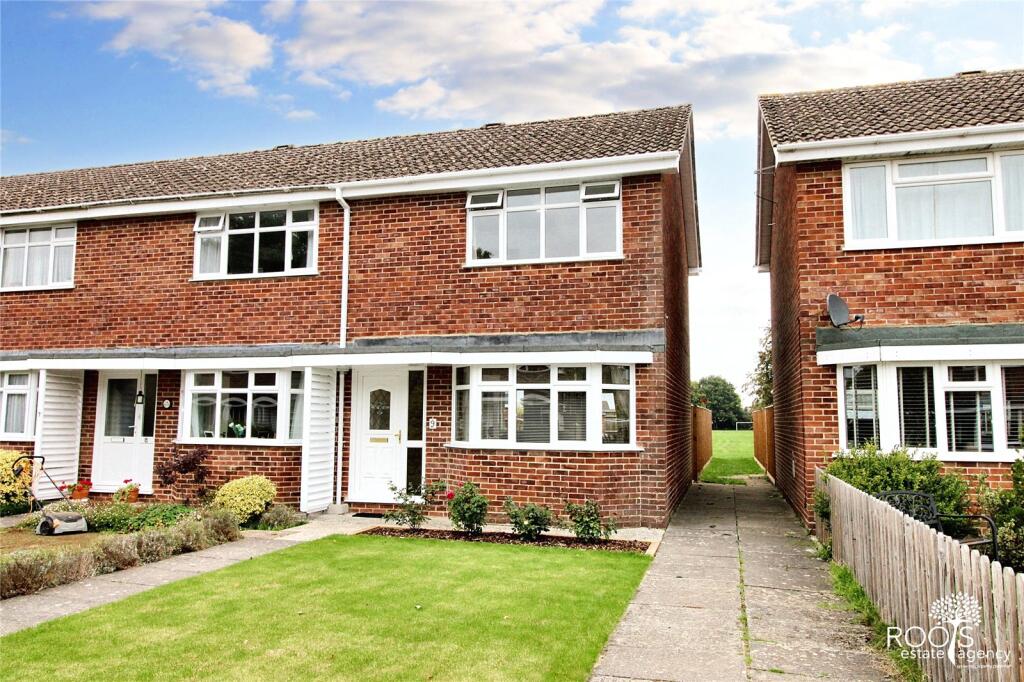 Main image of property: Wilmot Walk, Newbury, Berkshire, RG14