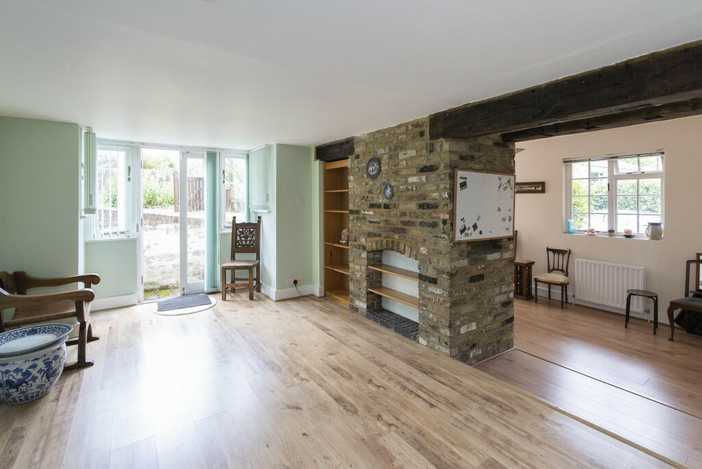 4 bedroom cottage for sale in Rose Hill, Dorking, RH4