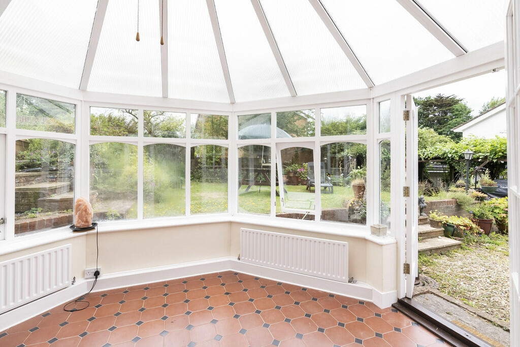 4 bedroom cottage for sale in Rose Hill, Dorking, RH4