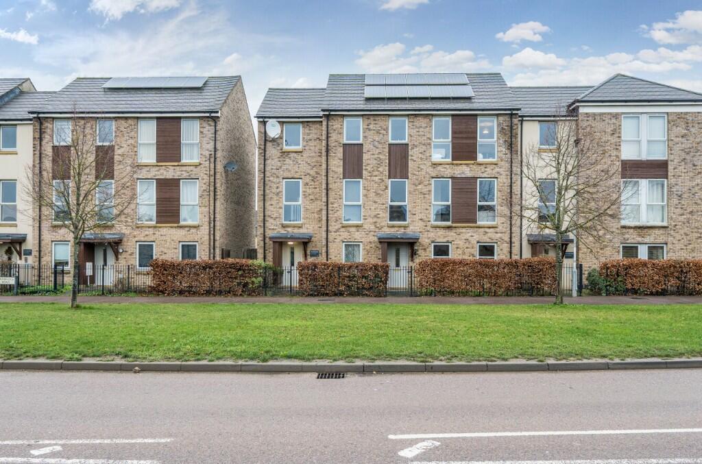 Main image of property: Cambridge Road, St. Neots, Cambridgeshire, PE19