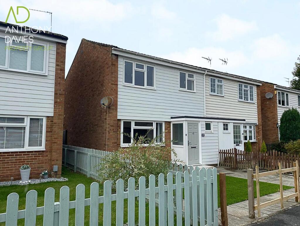 Main image of property: Lyttons Way, Hoddesdon
