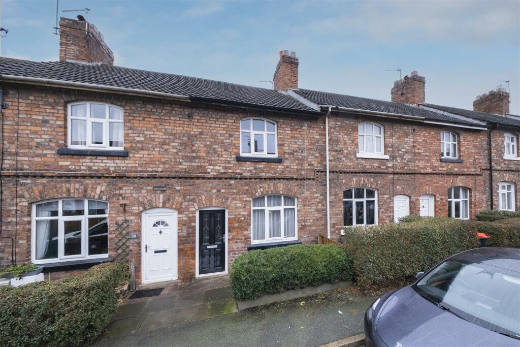 2 bedroom terraced house for sale in Solvay Road, Northwich, CW8