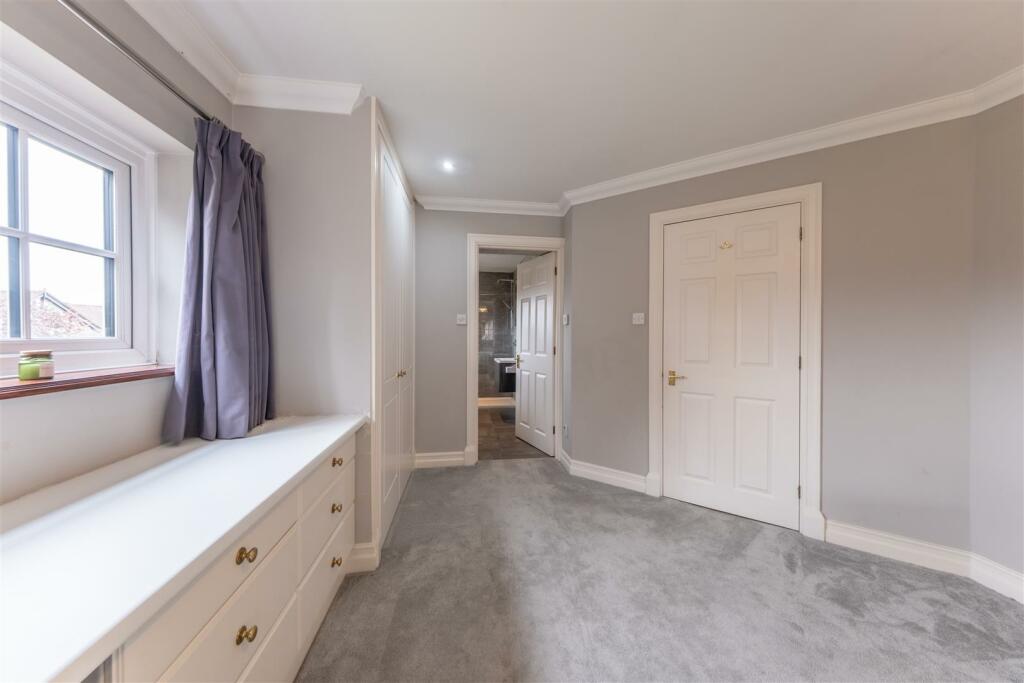 Additional property image - St. Johns Way, Sandiway, Cheshire