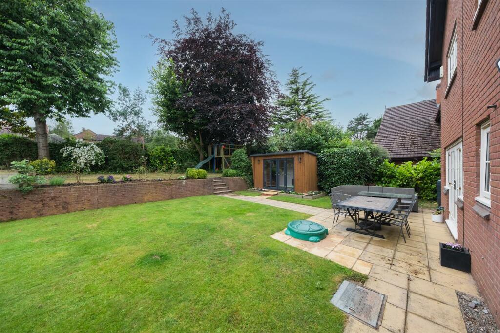 Additional property image - St. Johns Way, Sandiway, Cheshire