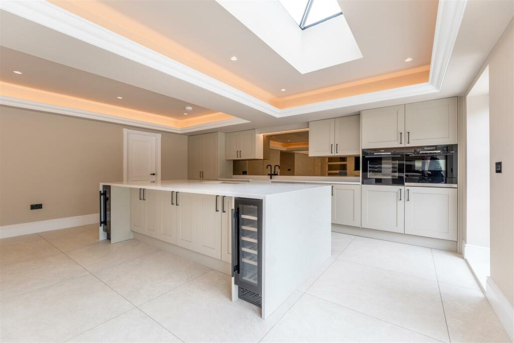 Additional property image - Belle Vue Lane, Guilden Sutton
