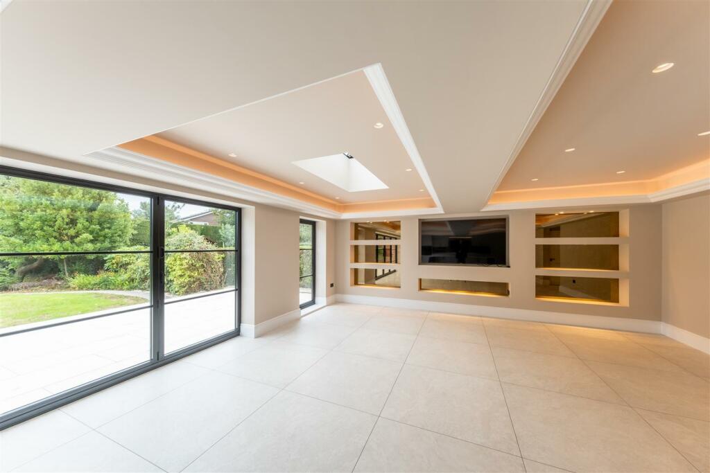 Additional property image - Belle Vue Lane, Guilden Sutton