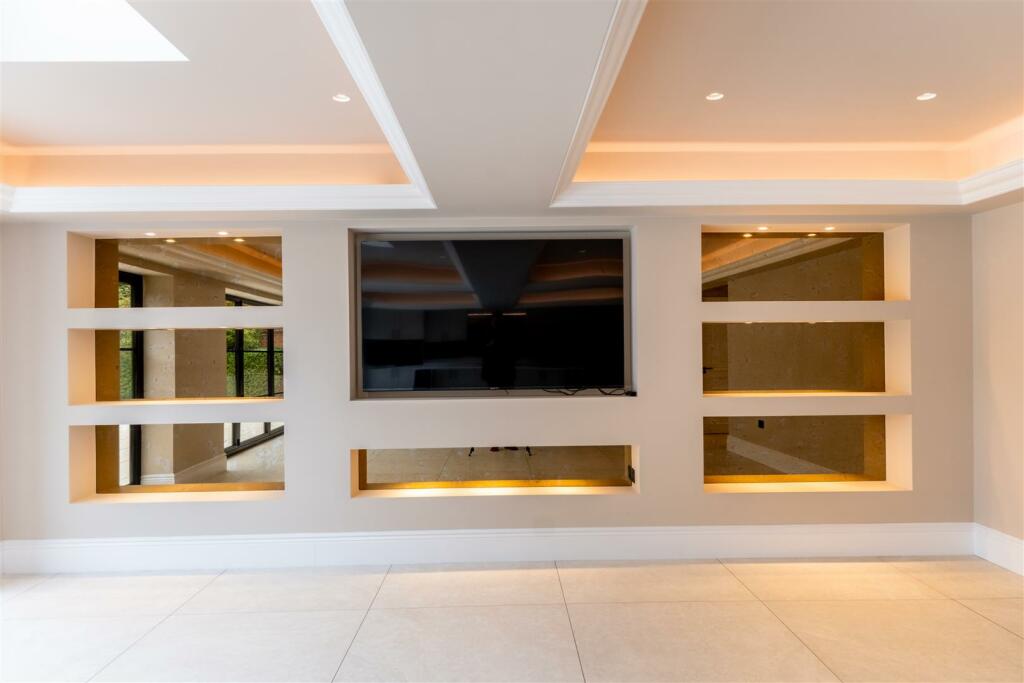 Additional property image - Belle Vue Lane, Guilden Sutton