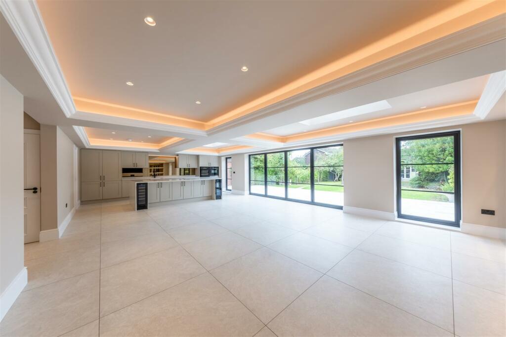 Additional property image - Belle Vue Lane, Guilden Sutton