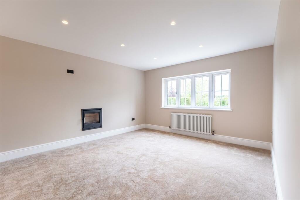 Additional property image - Belle Vue Lane, Guilden Sutton