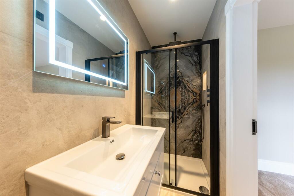 Additional property image - Belle Vue Lane, Guilden Sutton