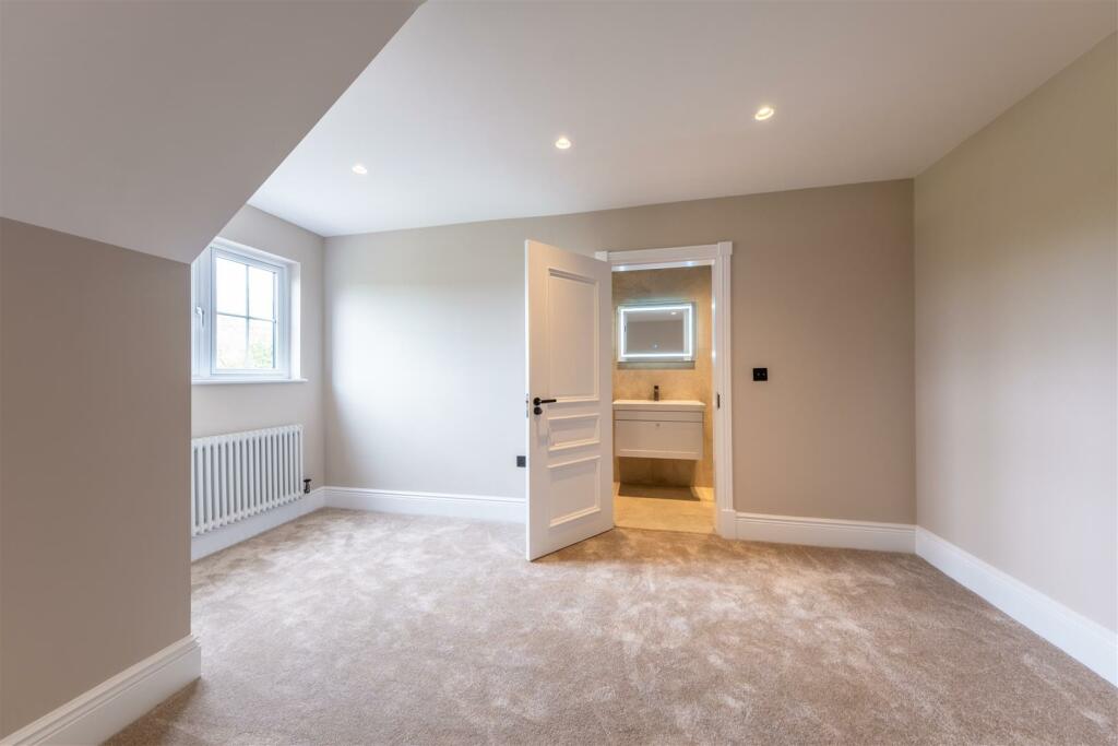 Additional property image - Belle Vue Lane, Guilden Sutton