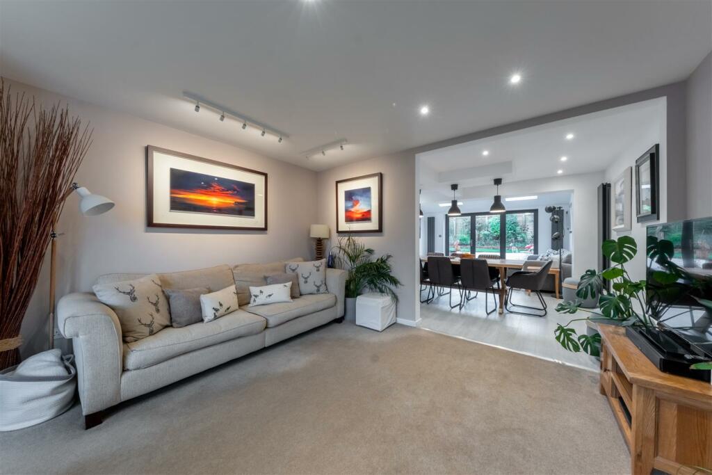 Additional property image - Kingfisher Grove, Wincham, Cheshire