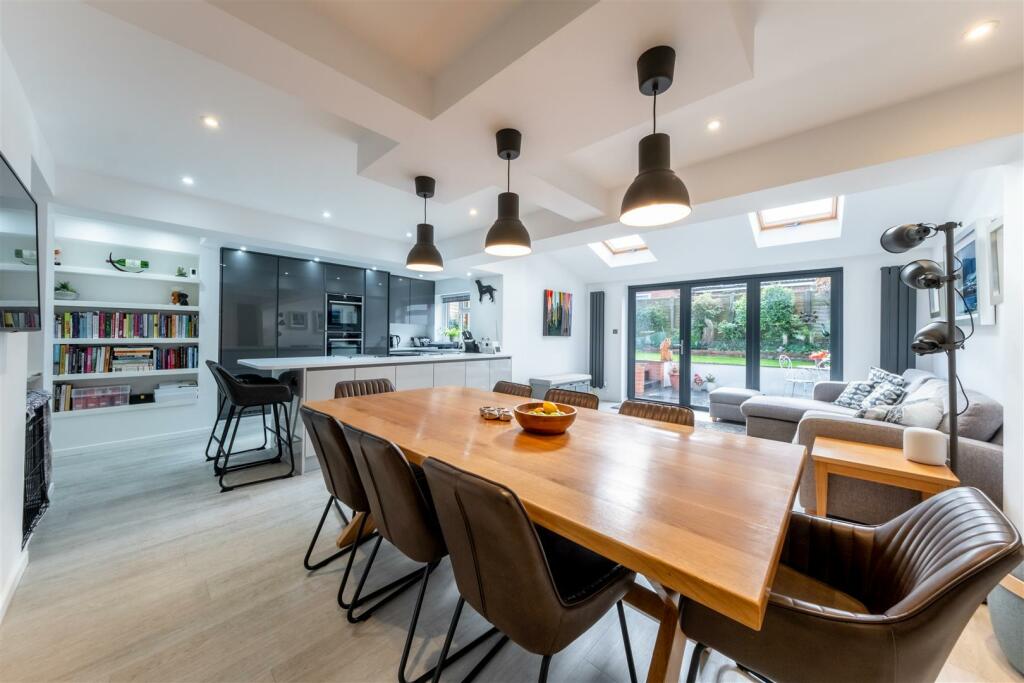 Additional property image - Kingfisher Grove, Wincham, Cheshire