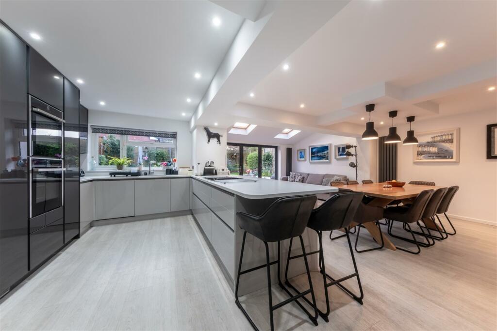 Additional property image - Kingfisher Grove, Wincham, Cheshire