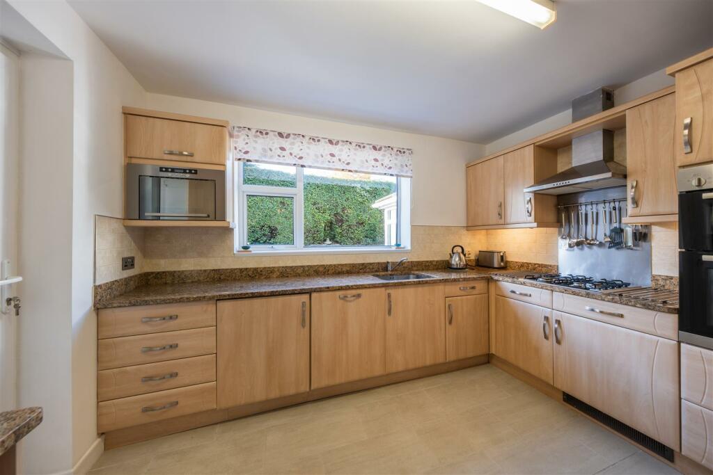 Additional property image - Moss Lane, Cuddington, Cheshire