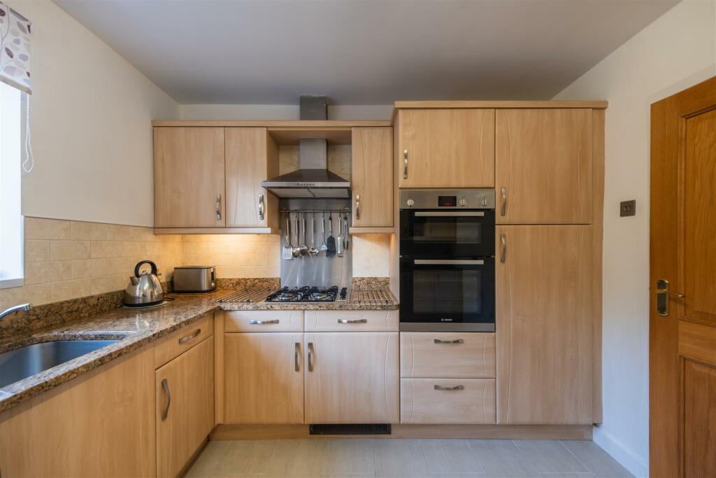Additional property image - Moss Lane, Cuddington, Cheshire
