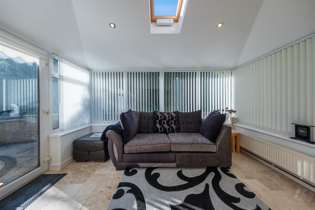 Additional property image - Moss Lane, Cuddington, Cheshire
