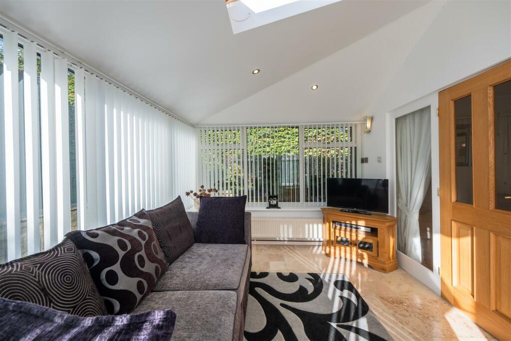 Additional property image - Moss Lane, Cuddington, Cheshire