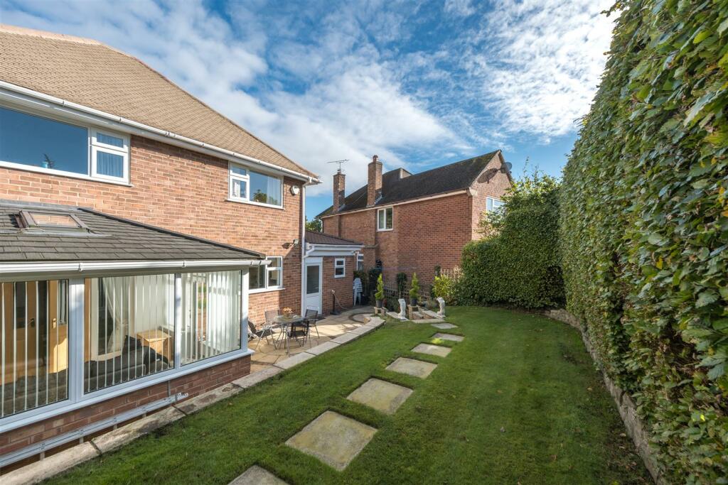 Additional property image - Moss Lane, Cuddington, Cheshire