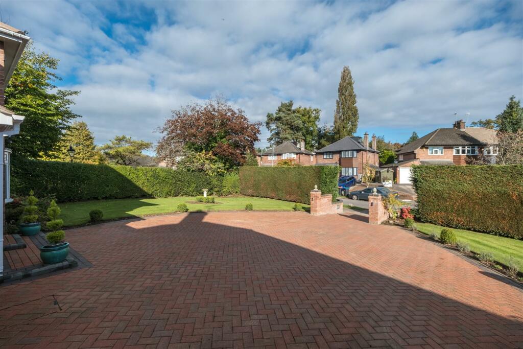 Additional property image - Moss Lane, Cuddington, Cheshire