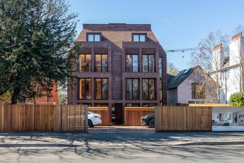 Main image of property: Villa Fontaine, Sydenham Hill, SE26