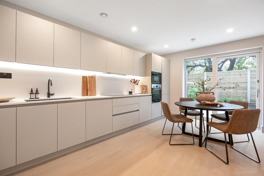 Main image of property: Ashwood Gate, Herne Hill, SE24