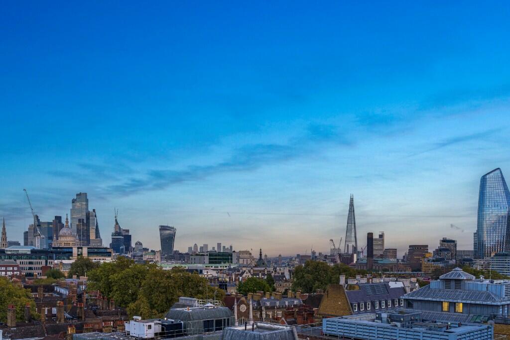 4 bedroom apartment for sale in Strand, London, WC2R