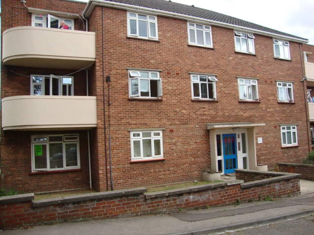 Main image of property: Long Row,Norwich,NR3 1EN
