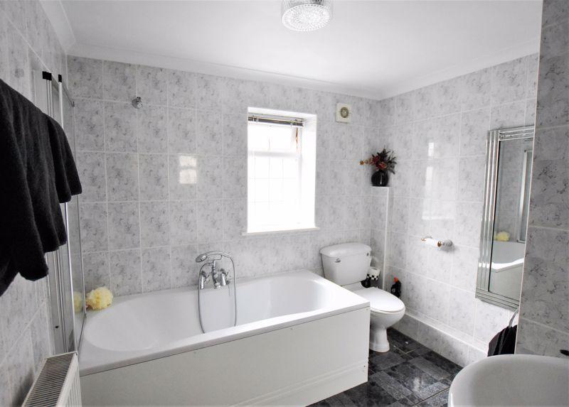 Additional property image - FIRSWOOD -  9 BEDROOM GUESTHOUSE IN CENTRAL TOWN LOCATION GREAT INCOME POTENTIAL