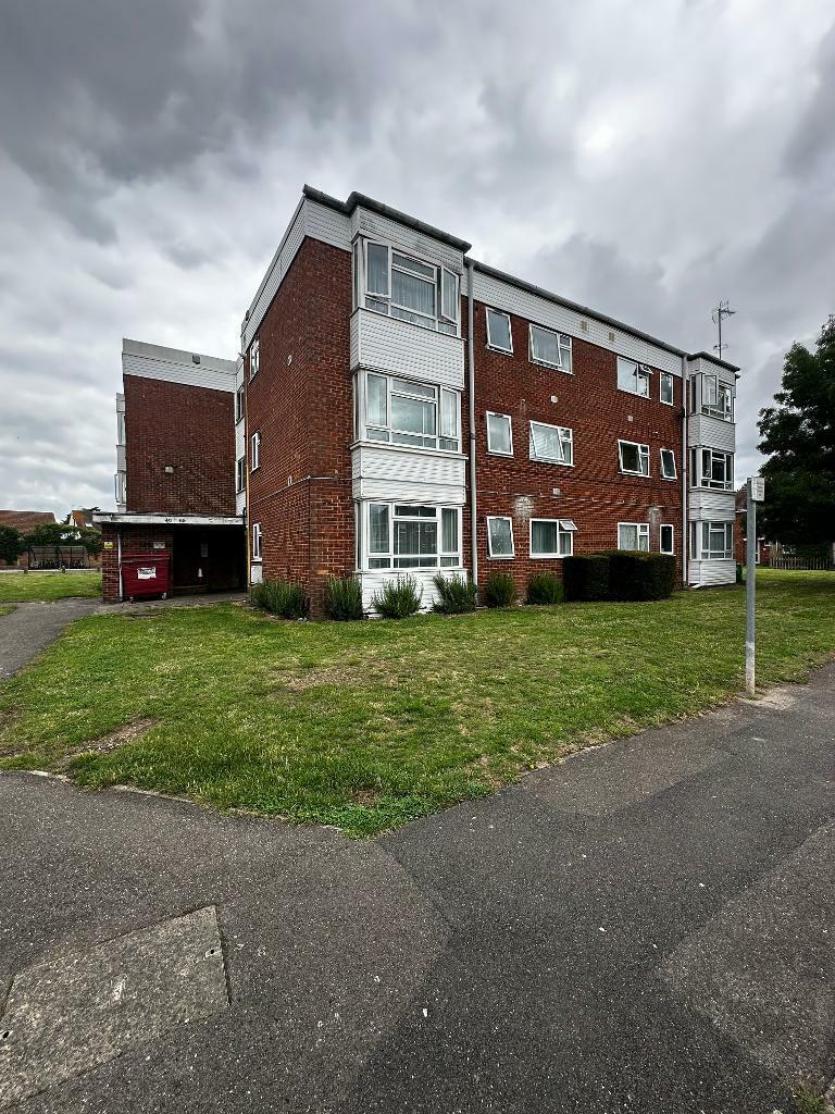 Main image of property: Crown Meadow, Colnbrook, Colnbrook, BERKSHIRE, SL3 0LT