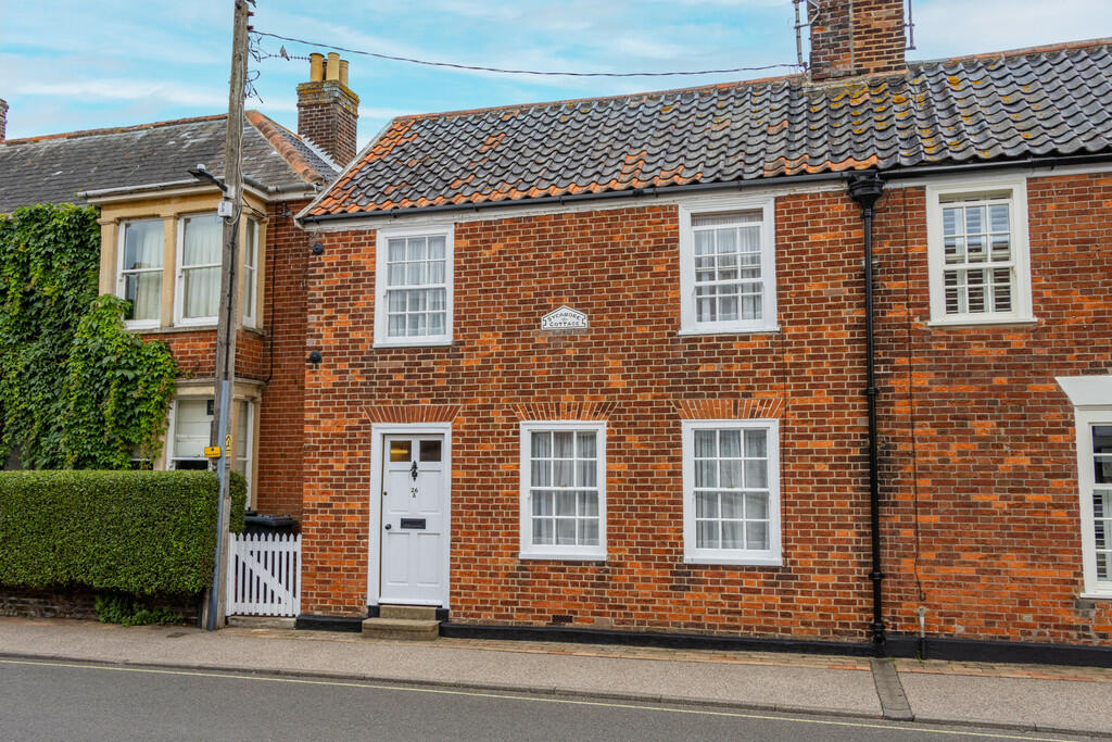 3 bedroom end of terrace house for sale in High Street, Southwold, IP18