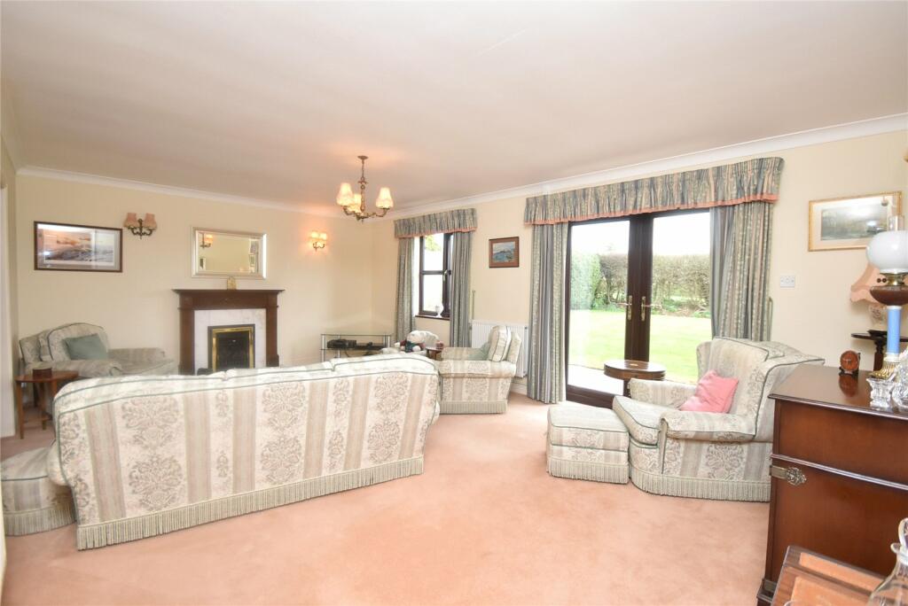 4 bedroom detached house for sale in Monks Meadow, Much Marcle, HR8