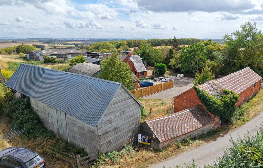Main image of property: Longdon Hill End, Upton-upon-Severn, Worcester, Worcestershire, WR8