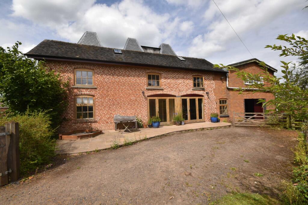 Main image of property: Temple Court, Bosbury, Ledbury, Herefordshire, HR8
